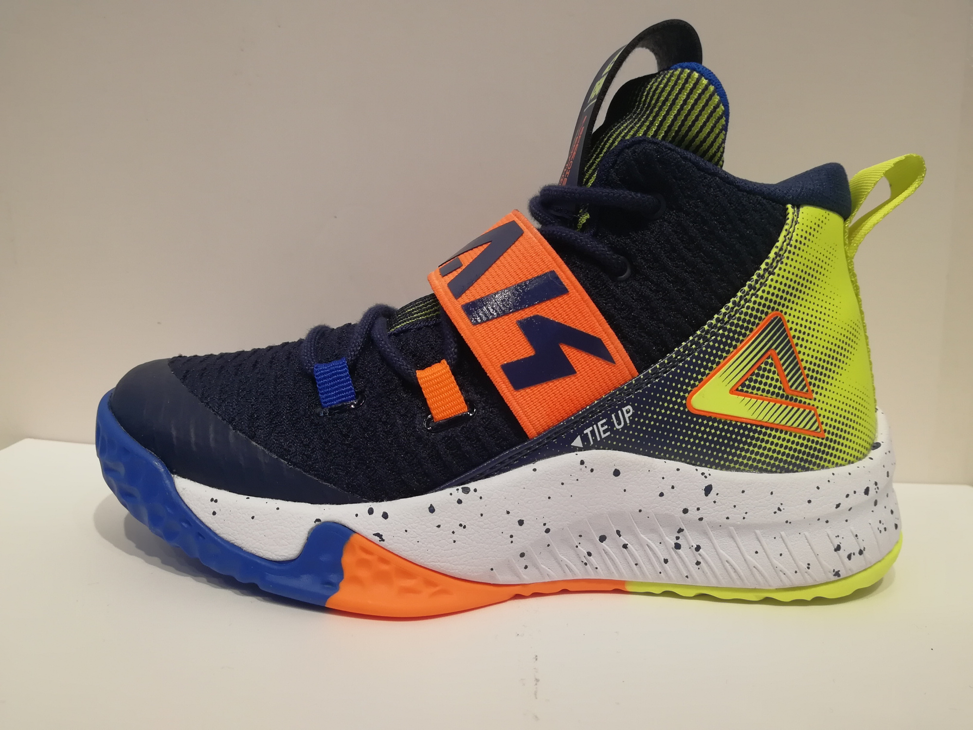 Кроссовки для баскетбола PEAK EK0115A Синий купить в Минске.