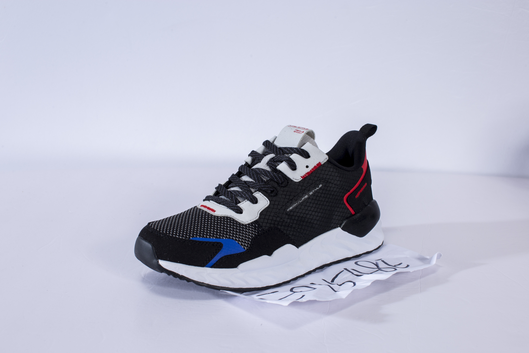 Кроссовки спортивные PEAK EW01548E Черный/Красный купить в Минске.