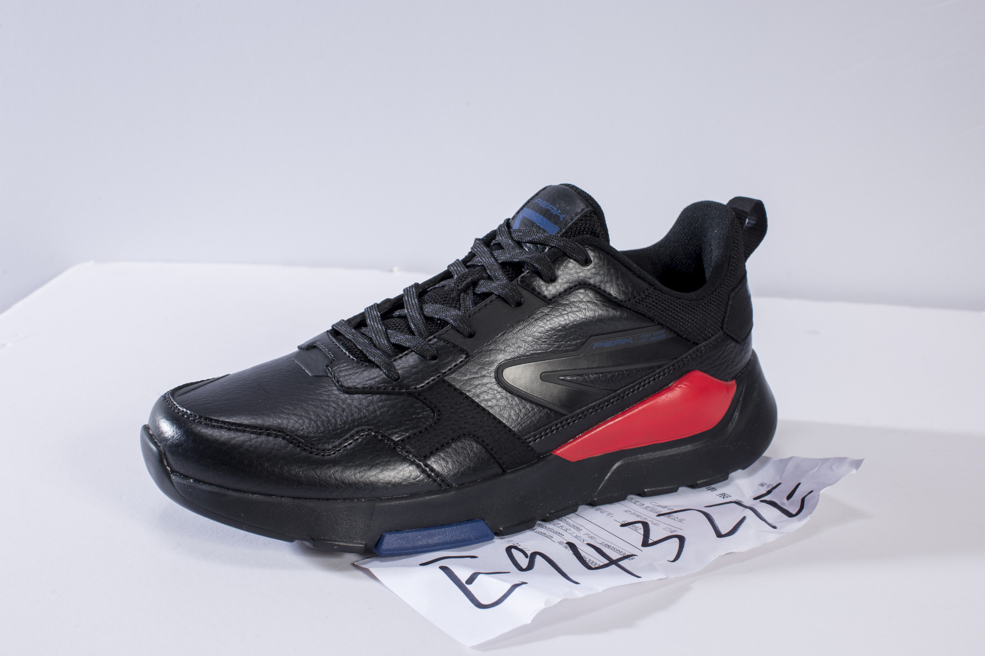 Кроссовки спортивные PEAK E94327E Черный купить в Минске.